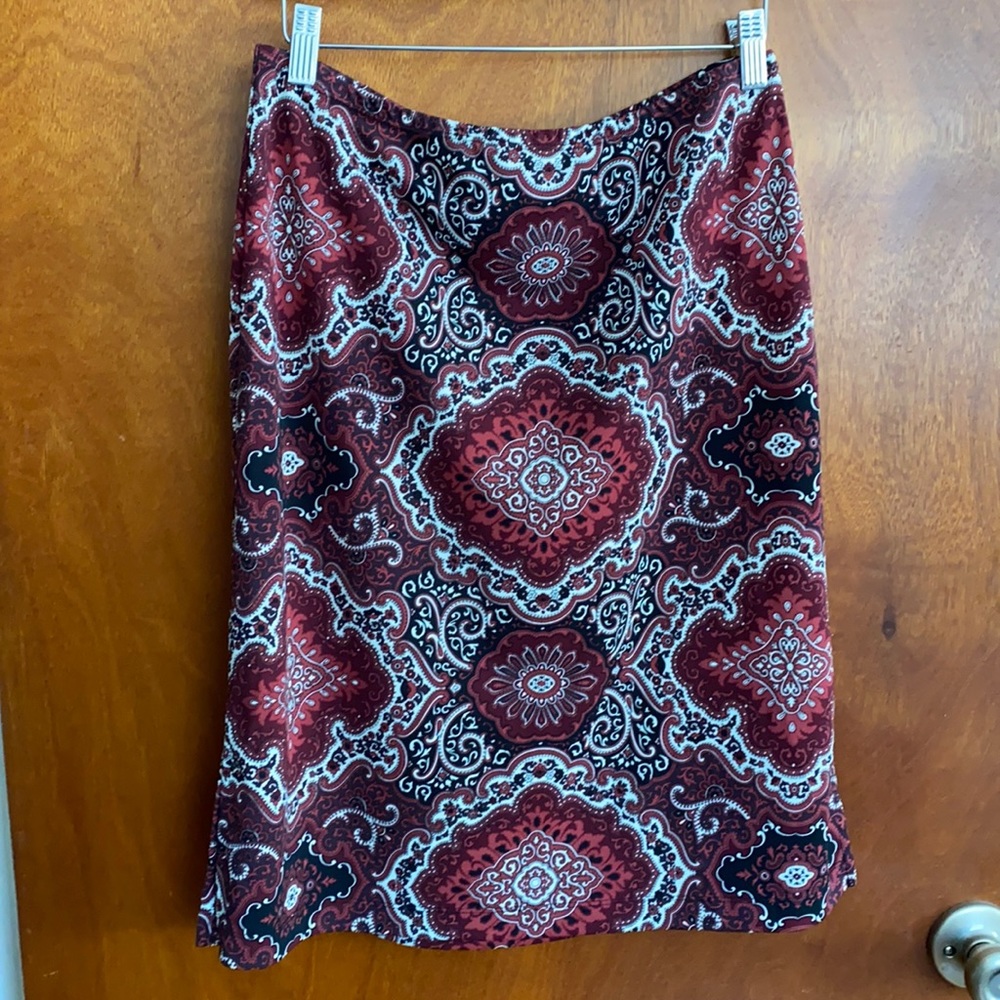 Y2K New York & Company Medallion Printed Skirt